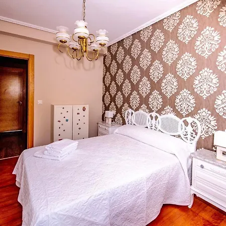 Casa Manuela, A 8 Km De La Playa Vv-1966-as Llanes